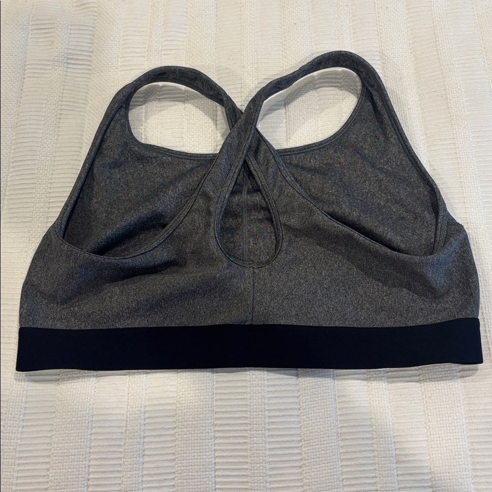 Under Armour Women’s Sports Bra 2X - Picture 4 of 4